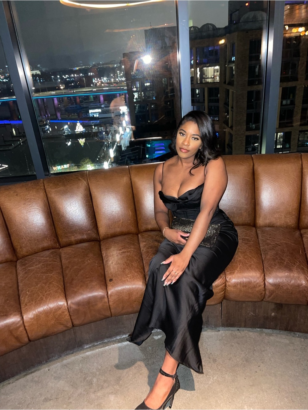 House of CB Elegant Black Strapless Evening Dress - Picture 2 of 5